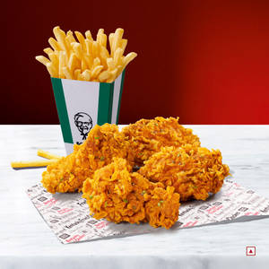 4 Pc Hot Wings & Medium Fries