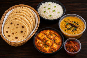 Dal Sabzi Family Pack (Paneer Masala)