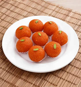 Moti Chur Ladoo