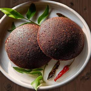 Raggi idli [2 pieces]