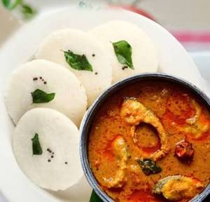 Idli set [3 pieces] fish curry, chutney