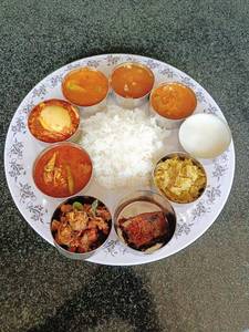 Fish curry rasam poriyal appalam buttermilk