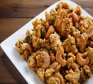 Mundhiri Pakkoda / Cashew Pakkoda
