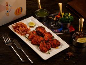 Chicken Tikka with Kashmiri Lal Mirch [6 Pieces]