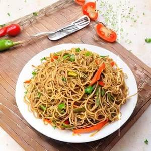 Veg Hakka Noodles