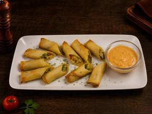 CHEESE AND PEPPER ROLL