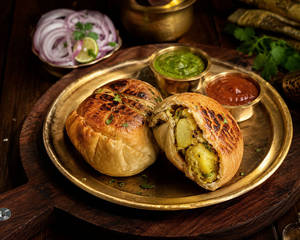 Bun Samosa [2 Pcs]