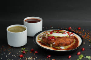 Aloo Tikki With Dahi