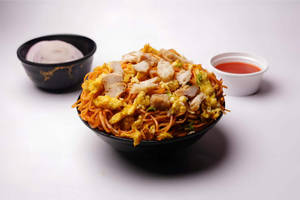 Schezwan Chicken Noodles