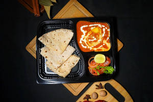 Dal Makhani With Tawa Roti