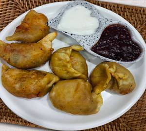 Veg steam momos
