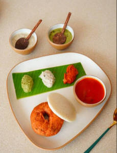 Idly+ Vada