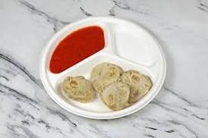 Pork Momos (6 Pieces)