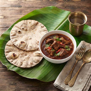 Chapathi [2pcs]+ Pothu Curry [4pcs]