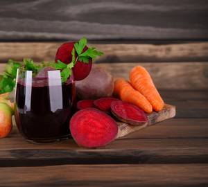 Apple +beetroot +carrot Juice (750 Ml) bottle