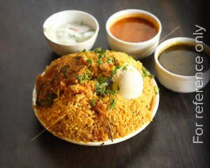 Schezwan Cheese Paneer Dosa