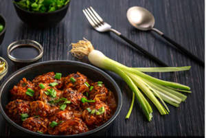 Vegetable Manchurian (gravy)
