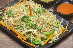 Veg Singapuri Noodles