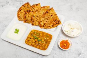 White Chana With 3 Butter Roti