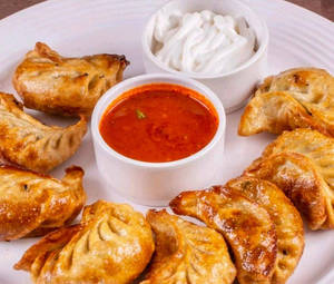 Fried Momos Half (5 Pcs)
