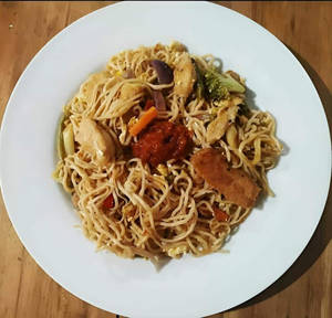 Chicken Hakka Noodles