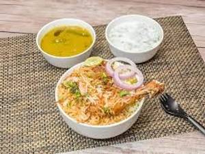 Chicken Dum Biryani With Raita