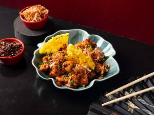 Sichuan Butter Garlic Chicken With Fragrant Chilli (Mc) 