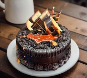 Hazelnut Crispy Cake