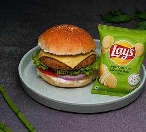 Cheese Beef Burger With Lays