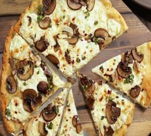 Funghi Pizza Al Olio [Double Mushrooms, San Marzano Sauce, Basil, Herbs, Al Olio, Basil, Herbs]