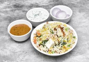 Veg Mix Kashmiri Pulao