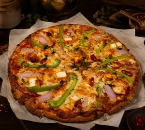 Teekha Paneer Pizza 