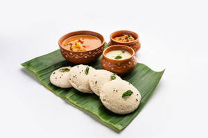 Sambar Idly [4 Pcs]