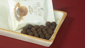 Sea Salt Caramel Dark Chocolate Dragees 45gms