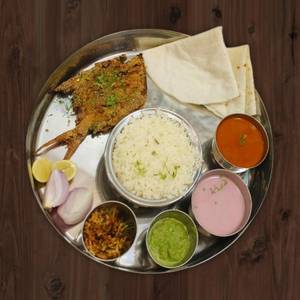 Paplate (thali)