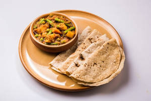 Chapati With Curry [1 Pc]