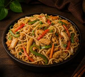 Hakka Noodles With Mixed