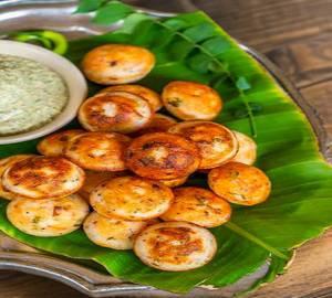 Onion Paniyaram (7Pc)