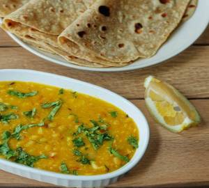 Dal Fry + Plain Roti (3. Pieces)