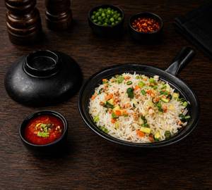 Veg burnt garlic fried rice