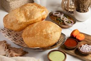 Cholle Bhatura
