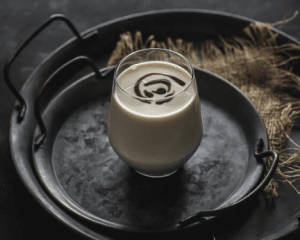 Caramel crunch lassi