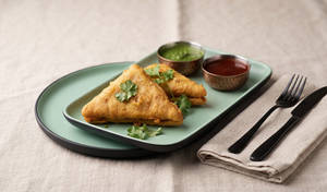 Bread Pakora (2 Pcs)