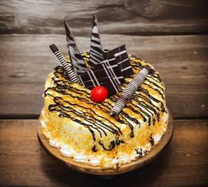 Butter Scotch Crunch Cake 500G