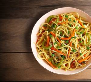 Veg Hakka Noodles