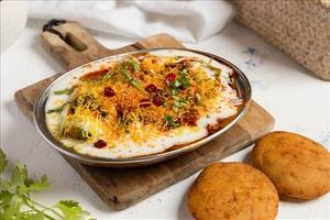 Aloo Tikki Chaat