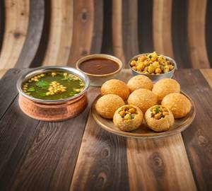 Atta Pani Wale Golgappe [8pc]