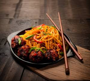 Garlic Noodles Manchurian Combo
