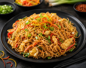 Egg Hakka Noodles