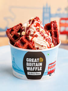 Berry Red Velvet Sundae (s)